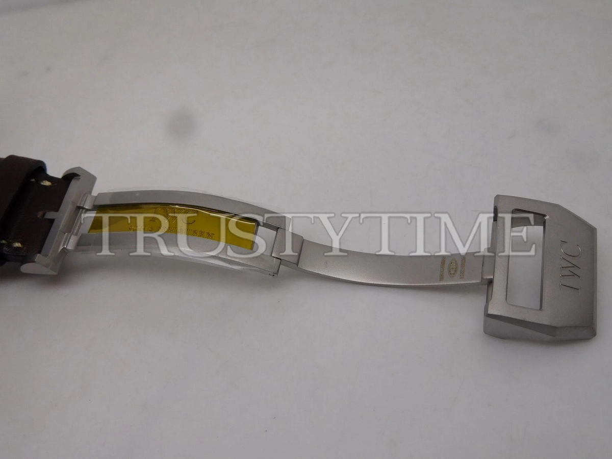Копия часов IWC Pilot's Watch Heritage 46mm IW501004