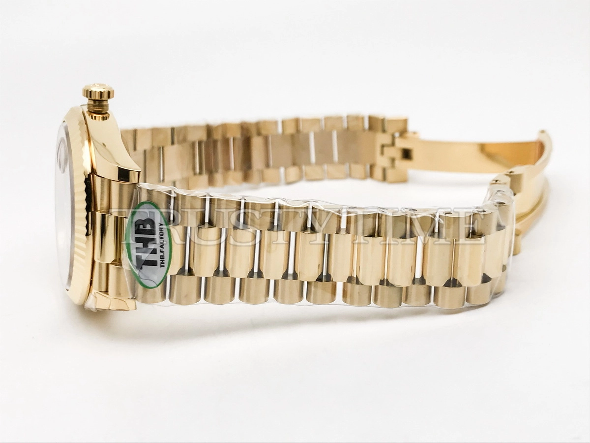 Копия часов Rolex Day-Date 40mm 228238-0003