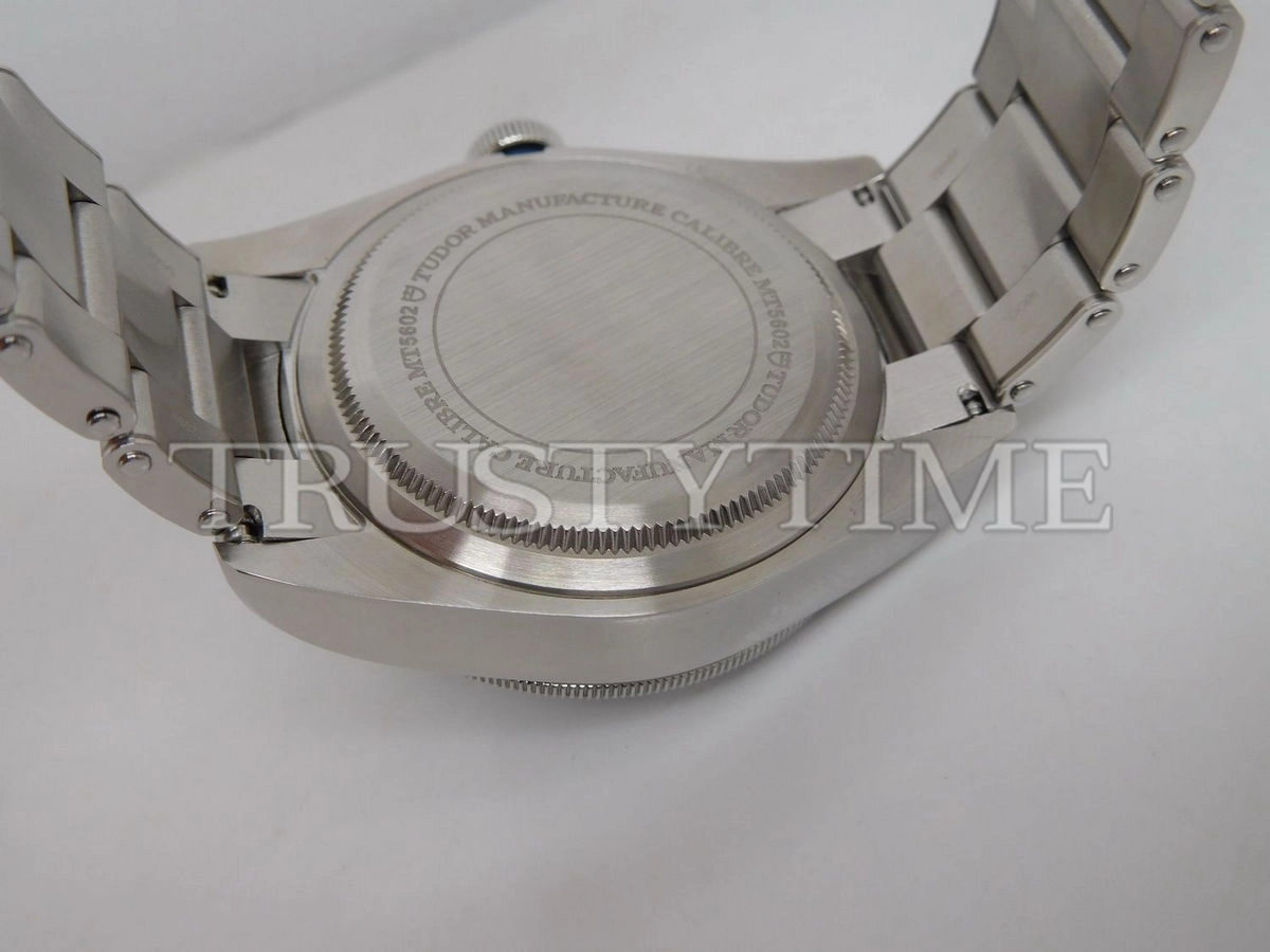 Копия часов Tudor Heritage Black Bay 41mm M79220B-0001