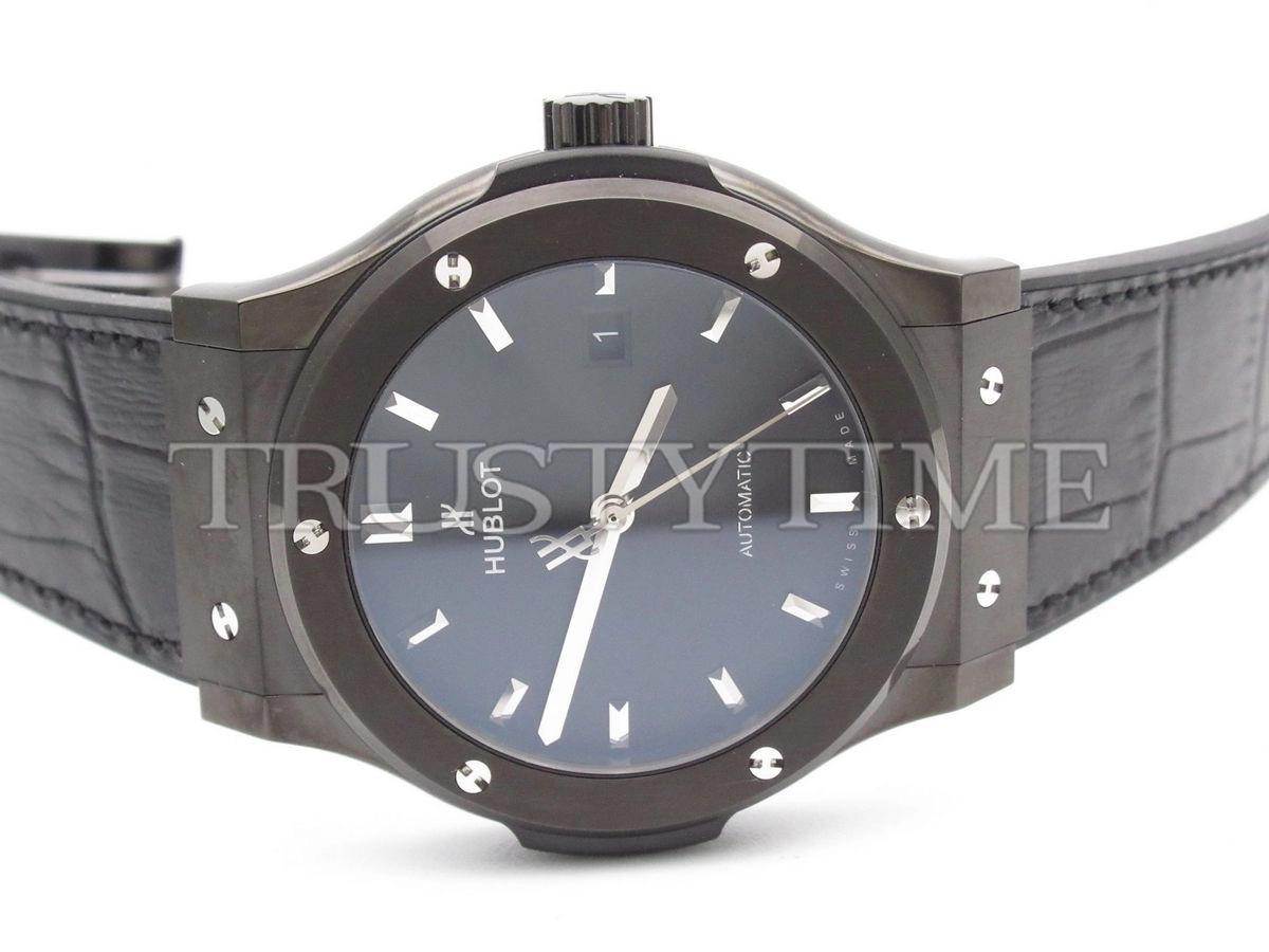 Копия часов Hublot Classic Fusion 42mm 542.CM.1171.LR