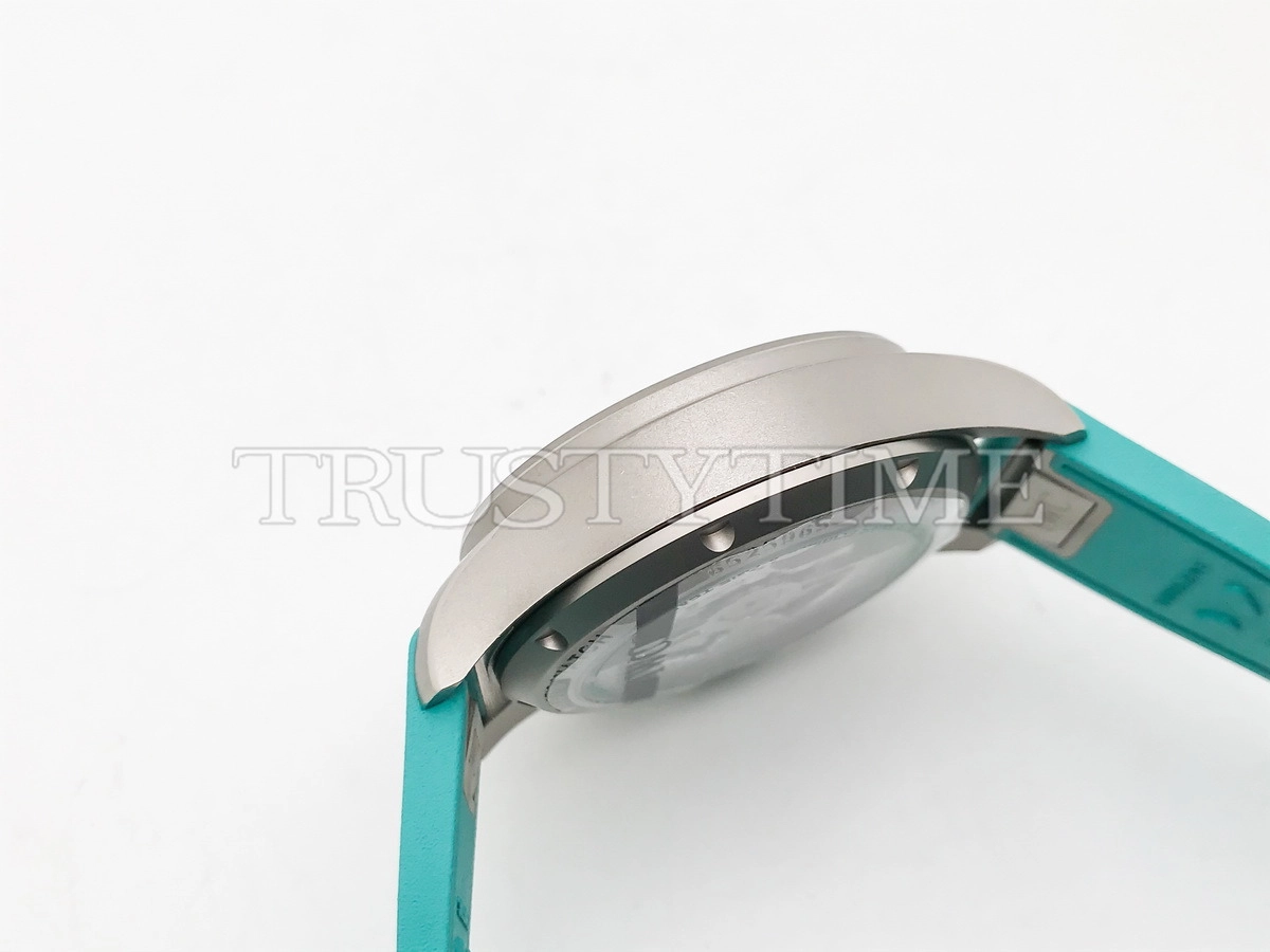 Копия часов IWC Pilot’s Watch Chronograph 41 Edition “Mercedes-AMG PETRONAS Formula One™ Team” IW388108