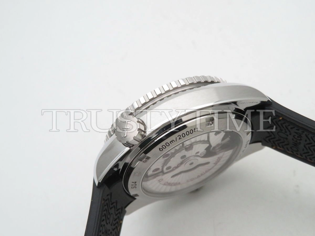 Копия часов Omega Seamaster Planet Ocean 600m Co‑Axial Master Chronometer GMT 43.5mm 232.32.44.22.01.002