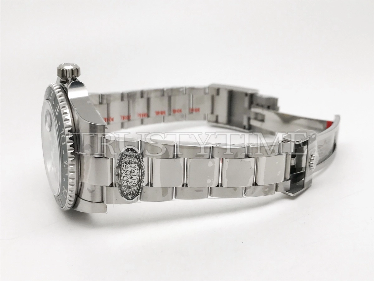 Копия часов Rolex GMT Master II 40mm "Bruce Wayne" 126710GRNR-0004