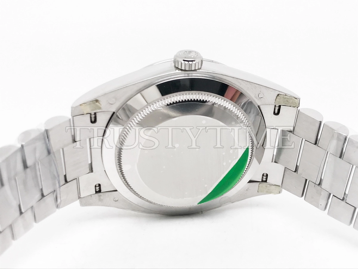 Копия часов Rolex Day-Date 40mm 228239-0046