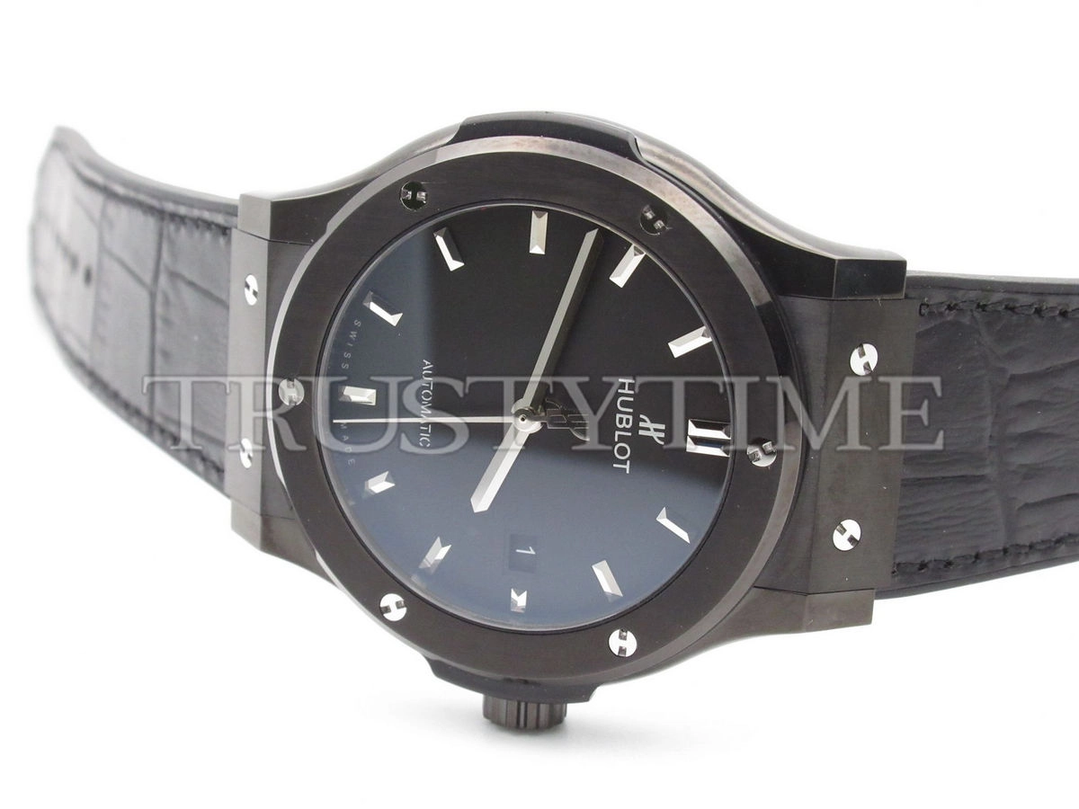 Копия часов Hublot Classic Fusion 42mm 542.CM.1171.LR