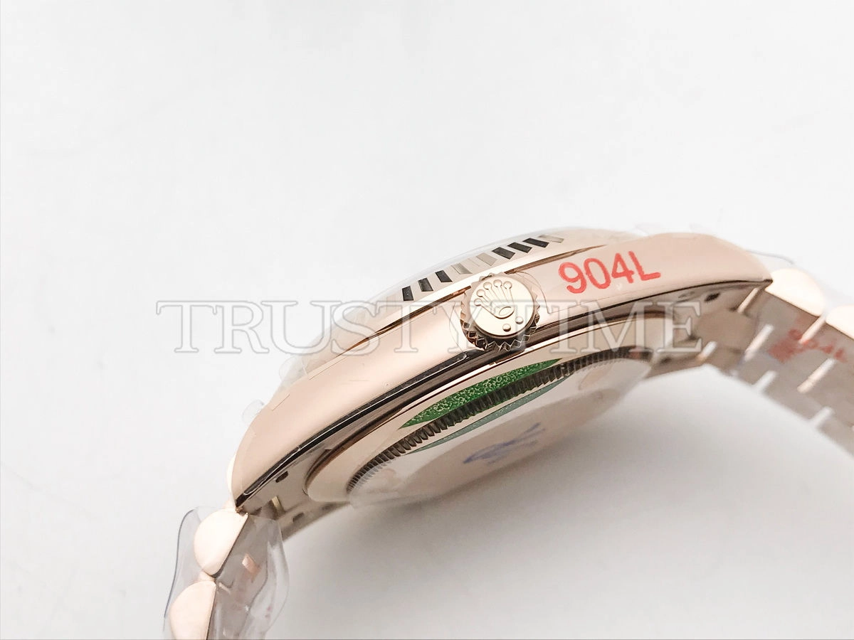 Копия часов Rolex Day-Date 40mm 228235-0053