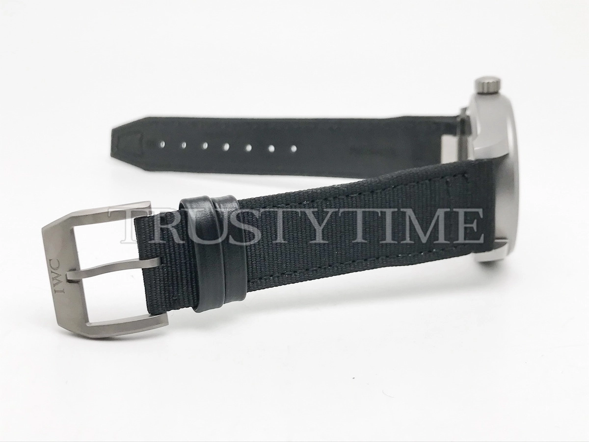 Копия часов IWC Pilot's Watch Mark XX Patrouille Suisse 40mm IW328209