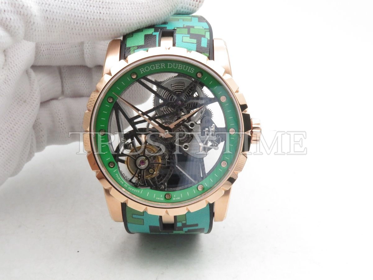 Копия часов Roger Dubuis Excalibur Skeleton Flying Tourbillon Green