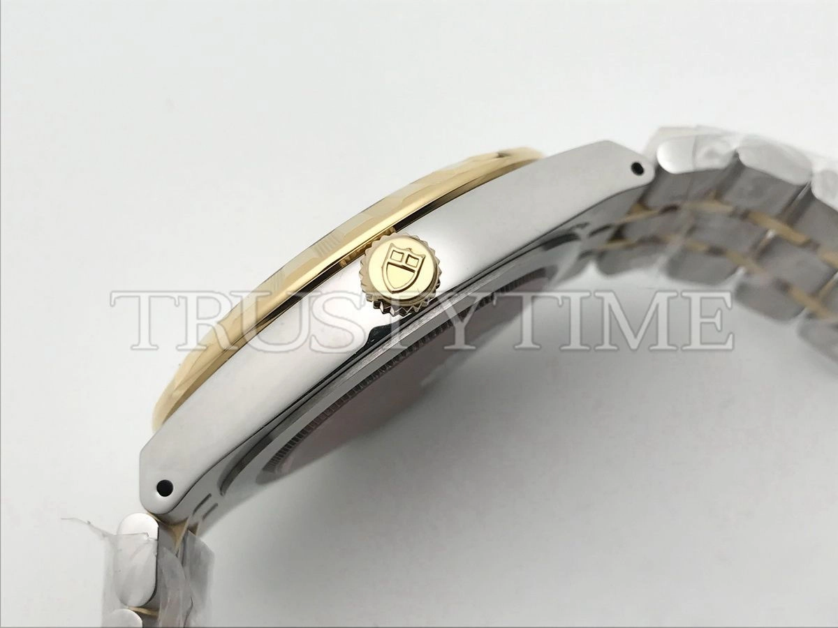 Копия часов Tudor Royal Day-Date 41mm M28603-0004