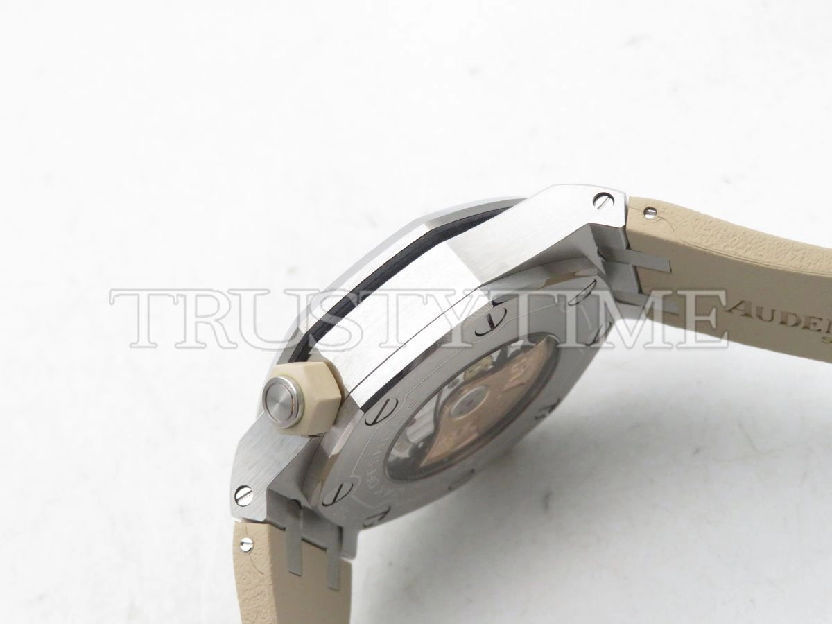 Копия часов Audemars Piguet Royal Oak Offshore Diver 15710ST.OO.A085CA.01