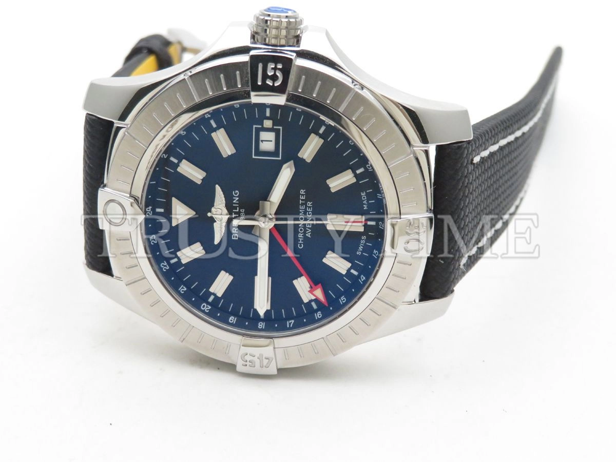 Копия часов Breitling Avenger Automatic GMT 43 A32397101B1X1