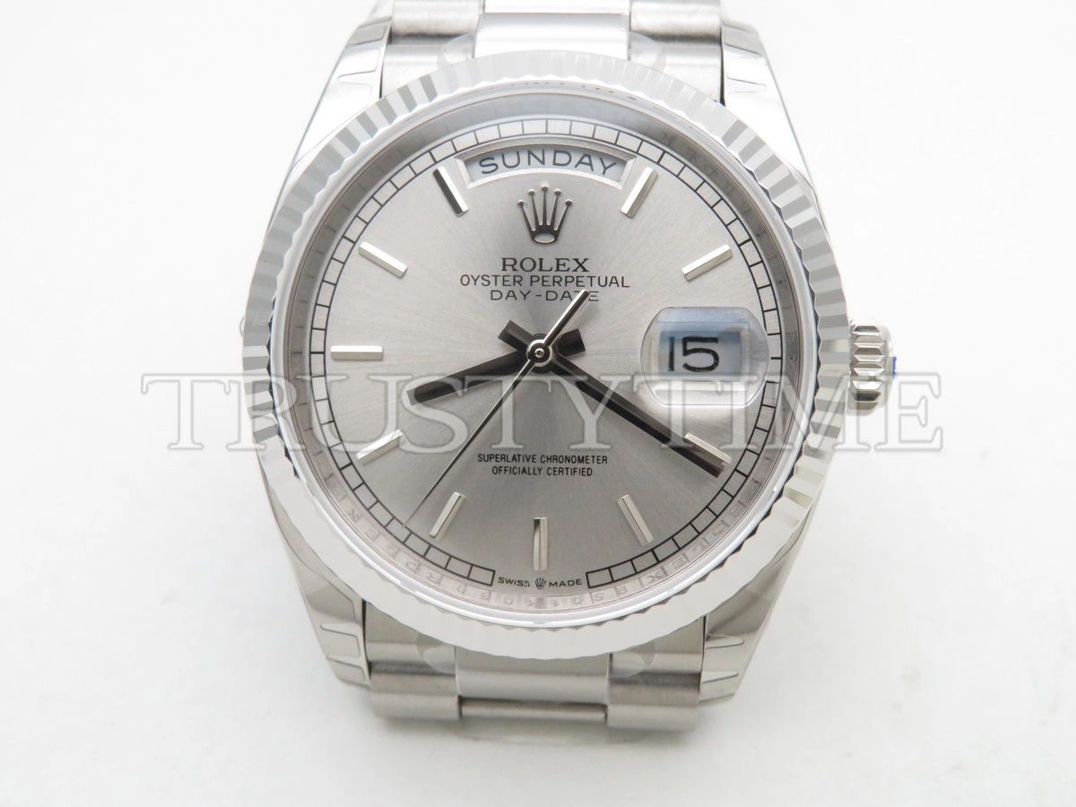 Копия часов Rolex Day-Date 36mm 128236-0001