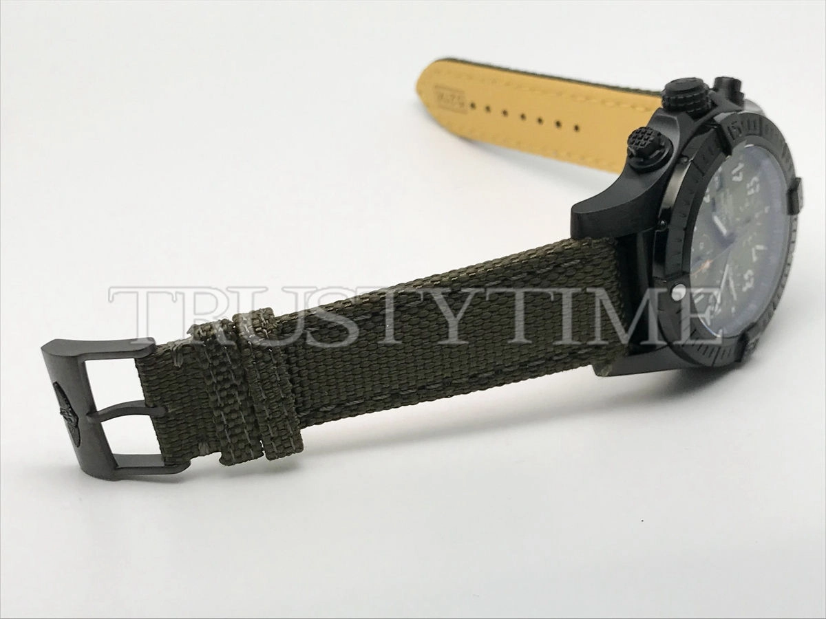 Копия часов Breitling Avenger Automatic 45 Night Mission V13317101L1X1