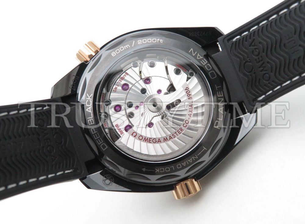 Копия часов Omega Seamaster Planet Ocean 600m Co‑Axial Master Chronometer GMT Deep Black 45,5mm 215.63.46.22.01.001