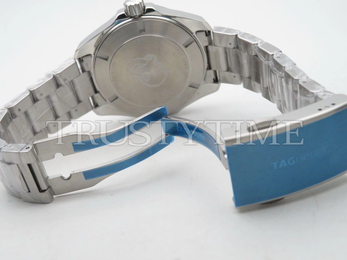 Копия часов Tag Heuer Aquaracer Calibre 7 GMT 43mm WAY201F.BA0927
