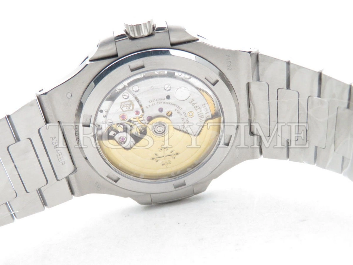Копия часов Patek Philippe Nautilus 40th Anniversary Limited Edition 40mm 5711/1P-011