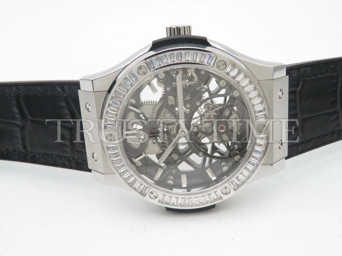 Копия часов Hublot Classic Fusion Tourbillon 45mm 505.NX.0170.LR.1904