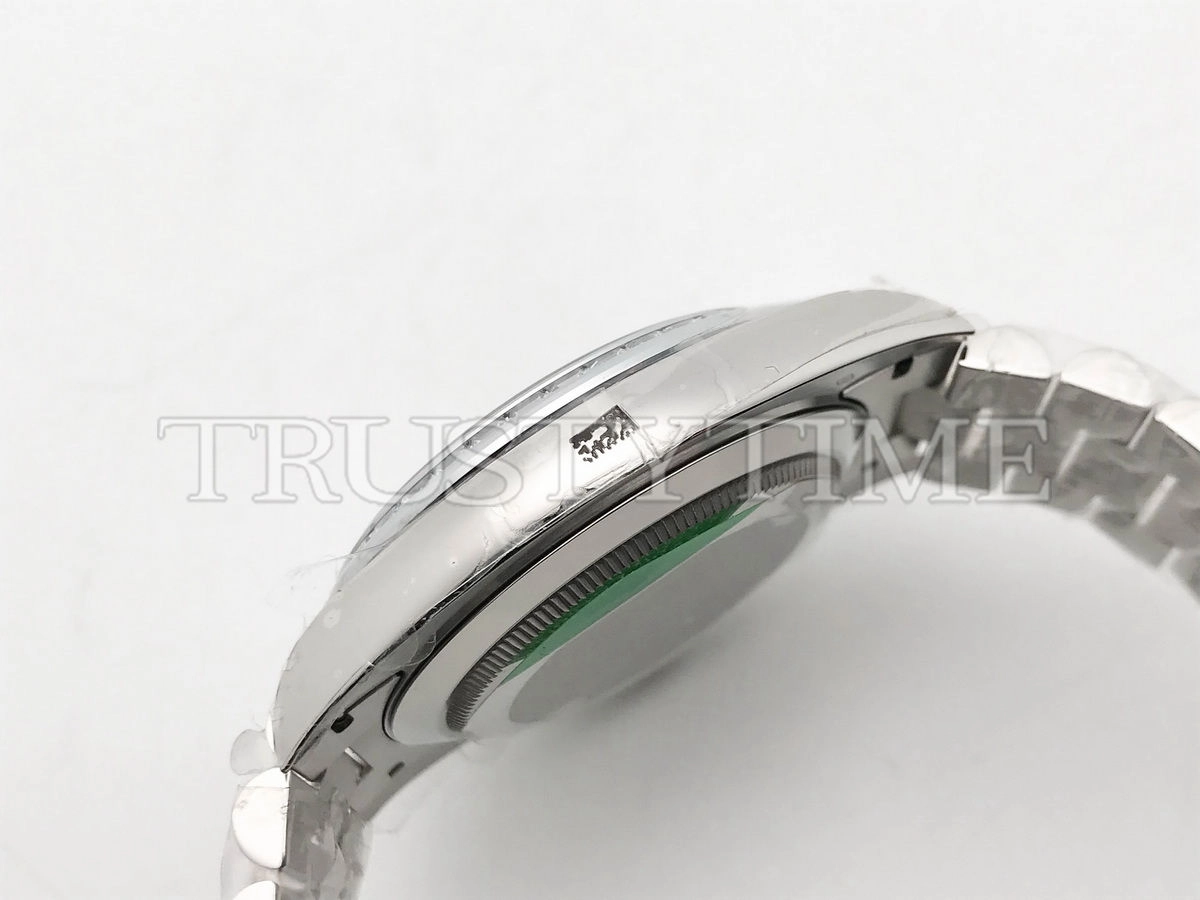 Копия часов Rolex Day-Date 40mm 228396TBR-0031