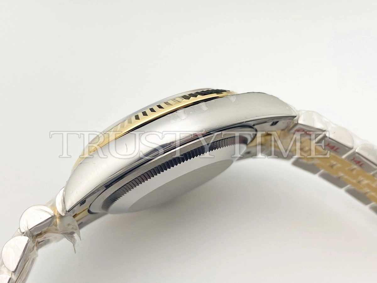 Копия часов Rolex DateJust 36mm 126233-0025