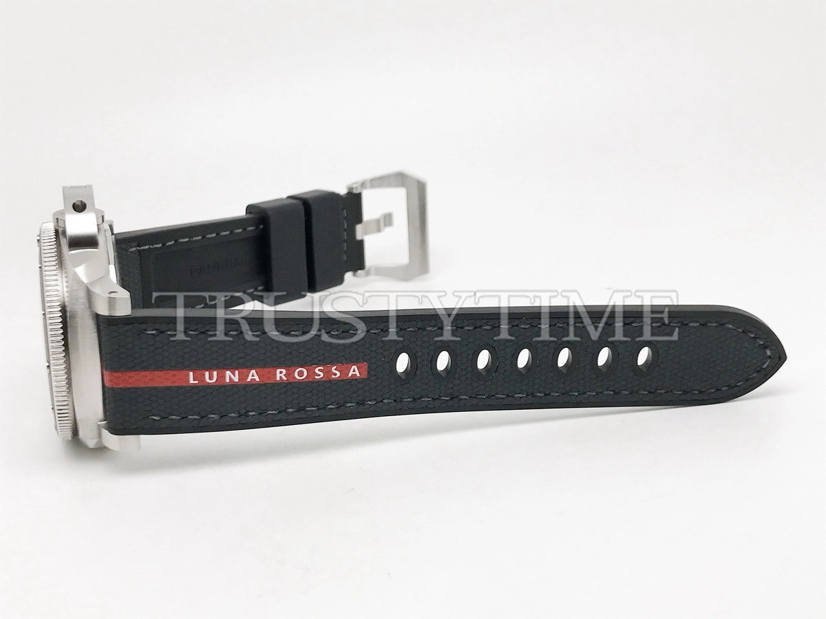 Копия часов Panerai Submersible Luna Rossa 42mm PAM01579