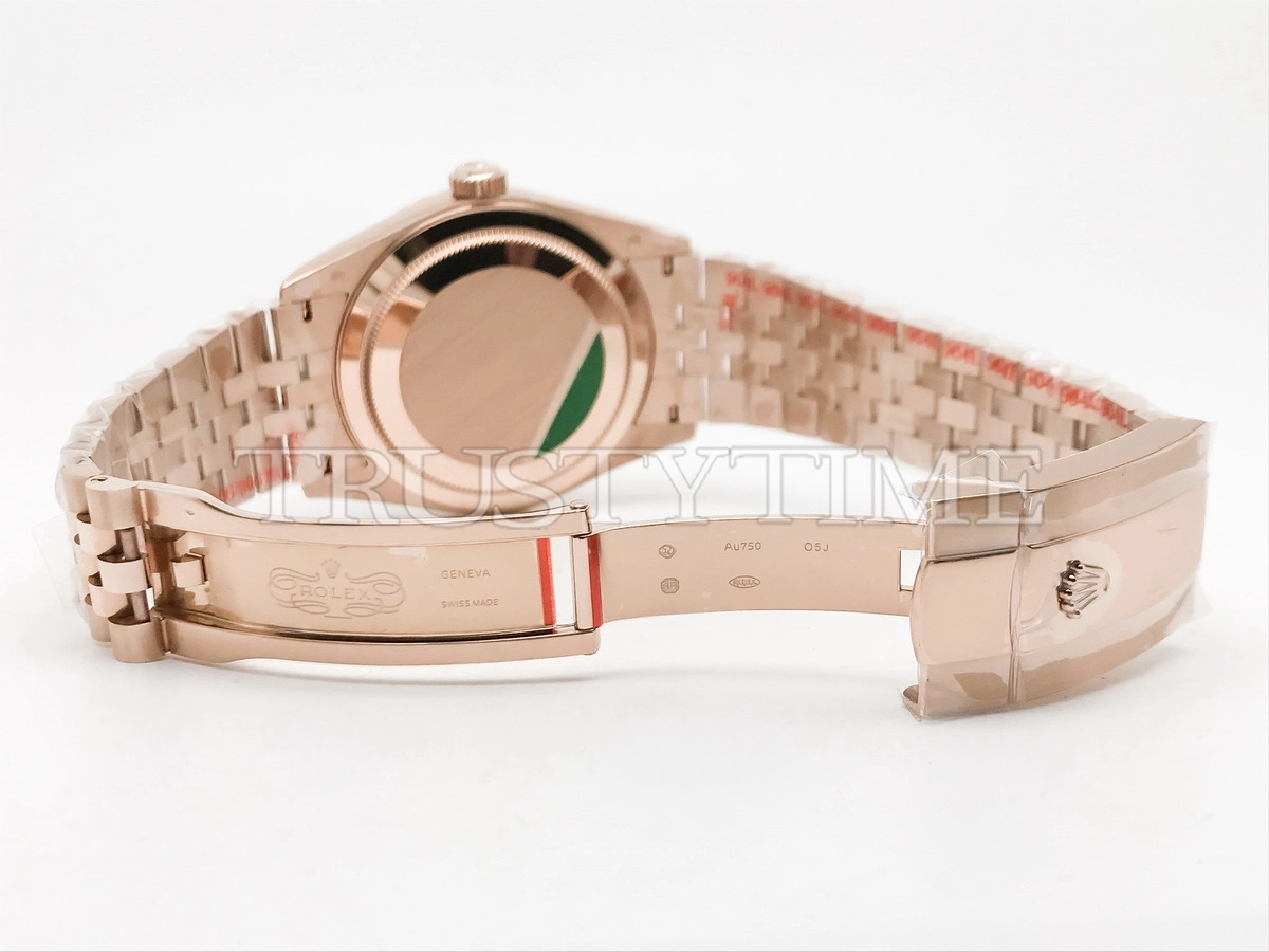 Копия часов Rolex Sky-Dweller 42mm 336935-0008