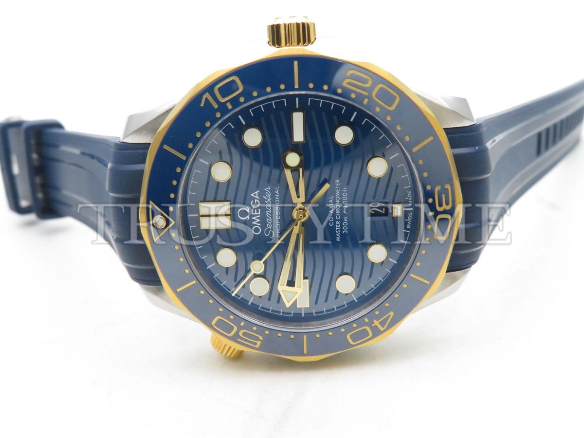 Копия часов Omega Seamaster Diver 300m Co-axial Chronometer 42mm 210.22.42.20.03.001