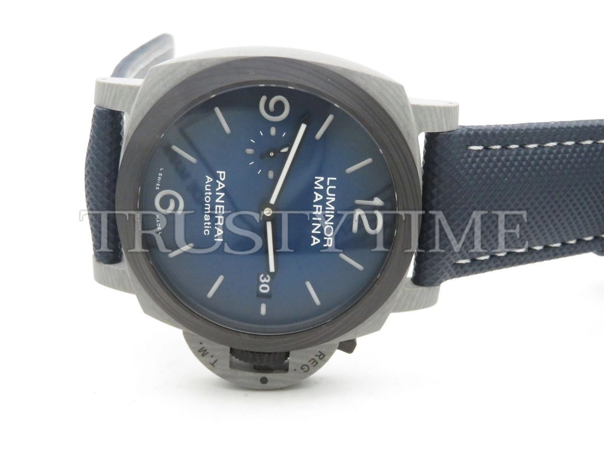 Копия часов Panerai Luminor 1950 3 Days Fibratech Volcano Blu 44mm PAM01663