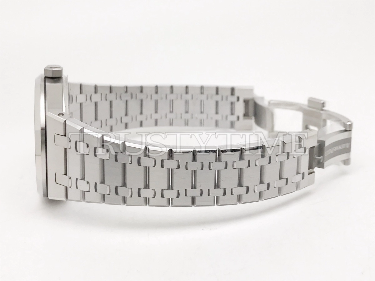 Копия часов Audemars Piguet Royal Oak Selfwinding II 15500ST.OO.1220ST.02