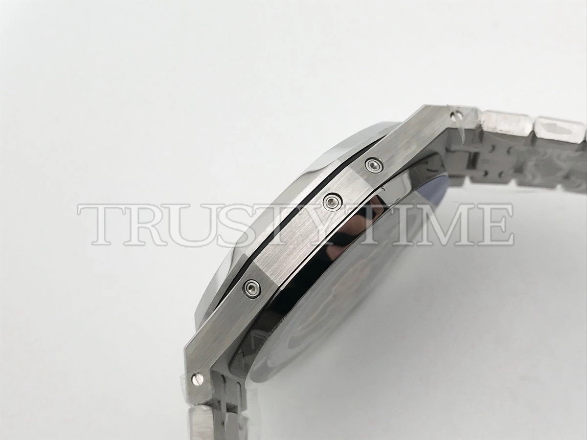 Копия часов Audemars Piguet Royal Oak Perpetual Calendar 26597PT.OO.1220PT.01
