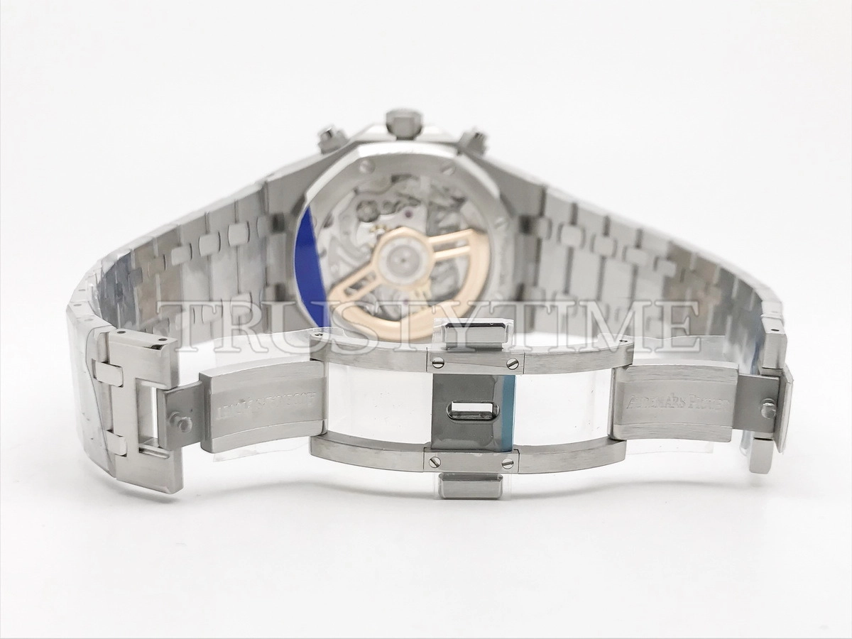 Копия часов Audemars Piguet Royal Oak Selfwinding Chronograph 26240ST.OO.1320ST.08