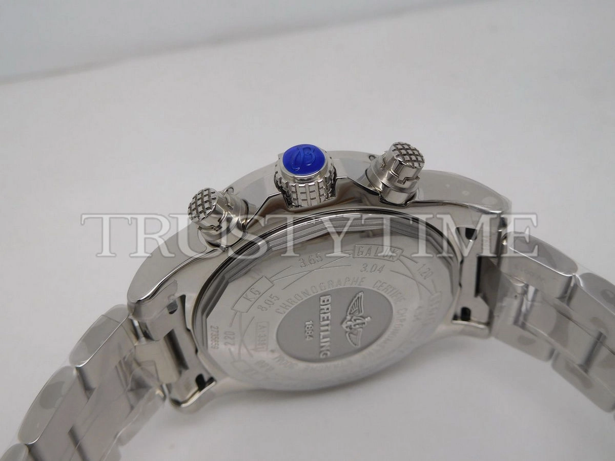 Копия часов Breitling Avenger II Chronograph 43 A13381111C1A1