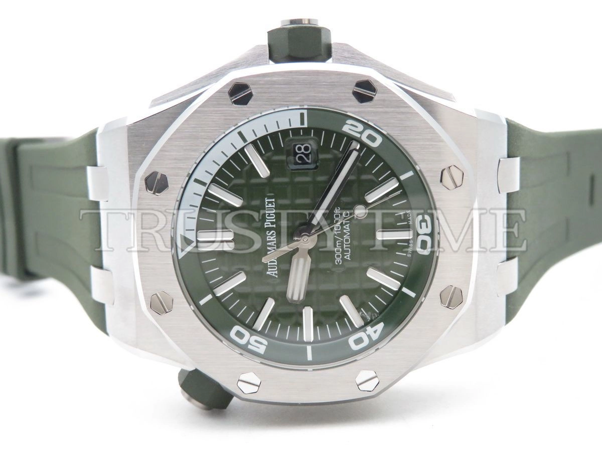 Копия часов Audemars Piguet Royal Oak Offshore Diver 15710ST.OO.A052CA.01