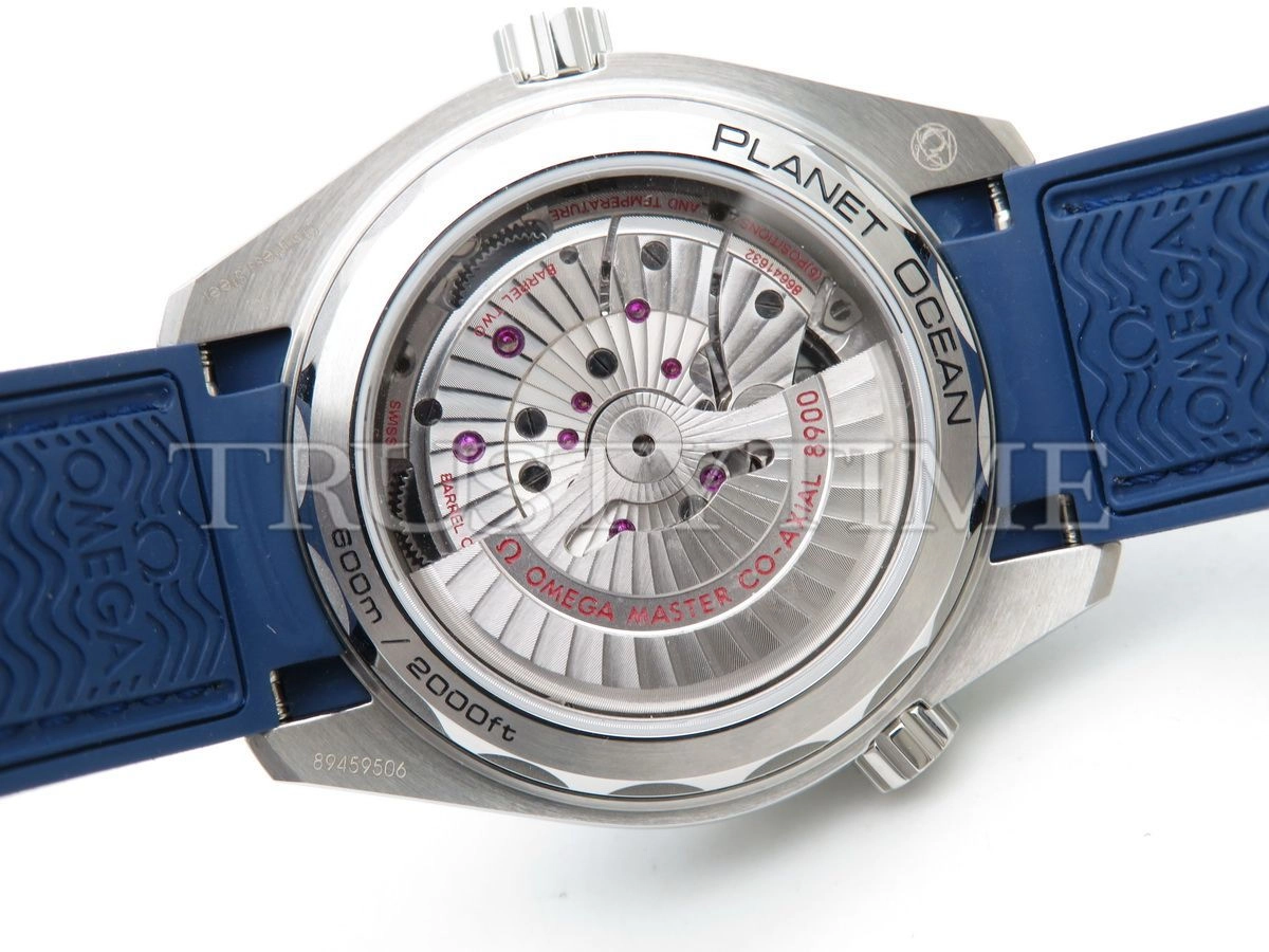Копия часов Omega Seamaster Planet Ocean 600m Co-axial Chronometer 43,5mm 215.33.44.21.03.001
