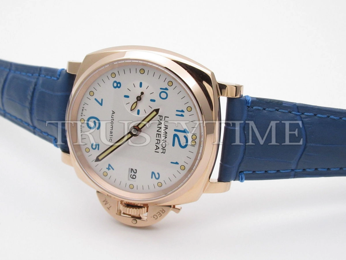 Копия часов Panerai Luminor Due 3 Days Automatic Oro Rosso 38 mm PAM00756