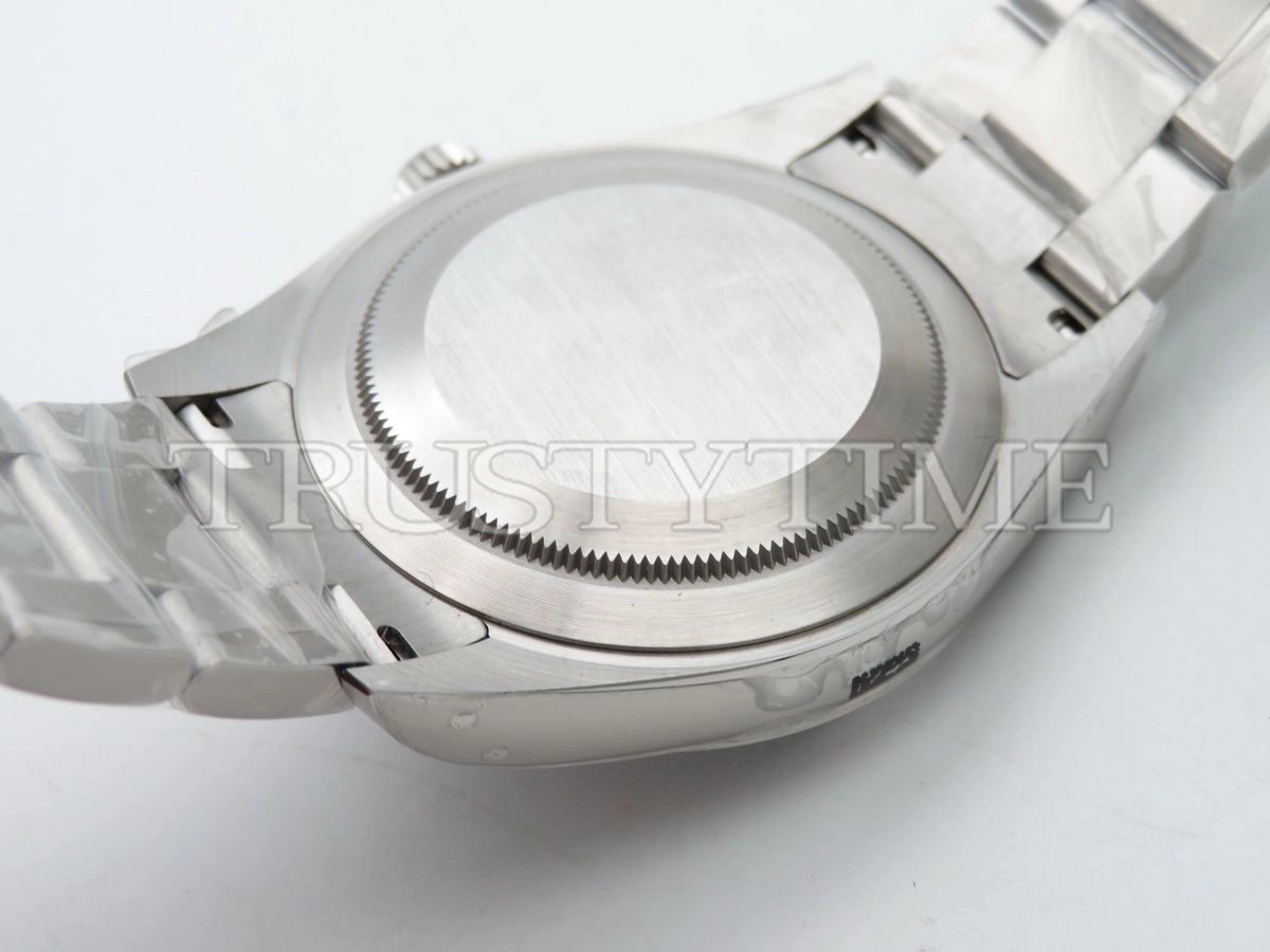 Копия часов Rolex Explorer 39mm 214270-0003