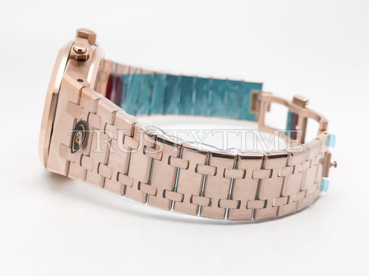 Копия часов Audemars Piguet Royal Oak Selfwinding Chronograph 26239OR.OO.1220OR.02