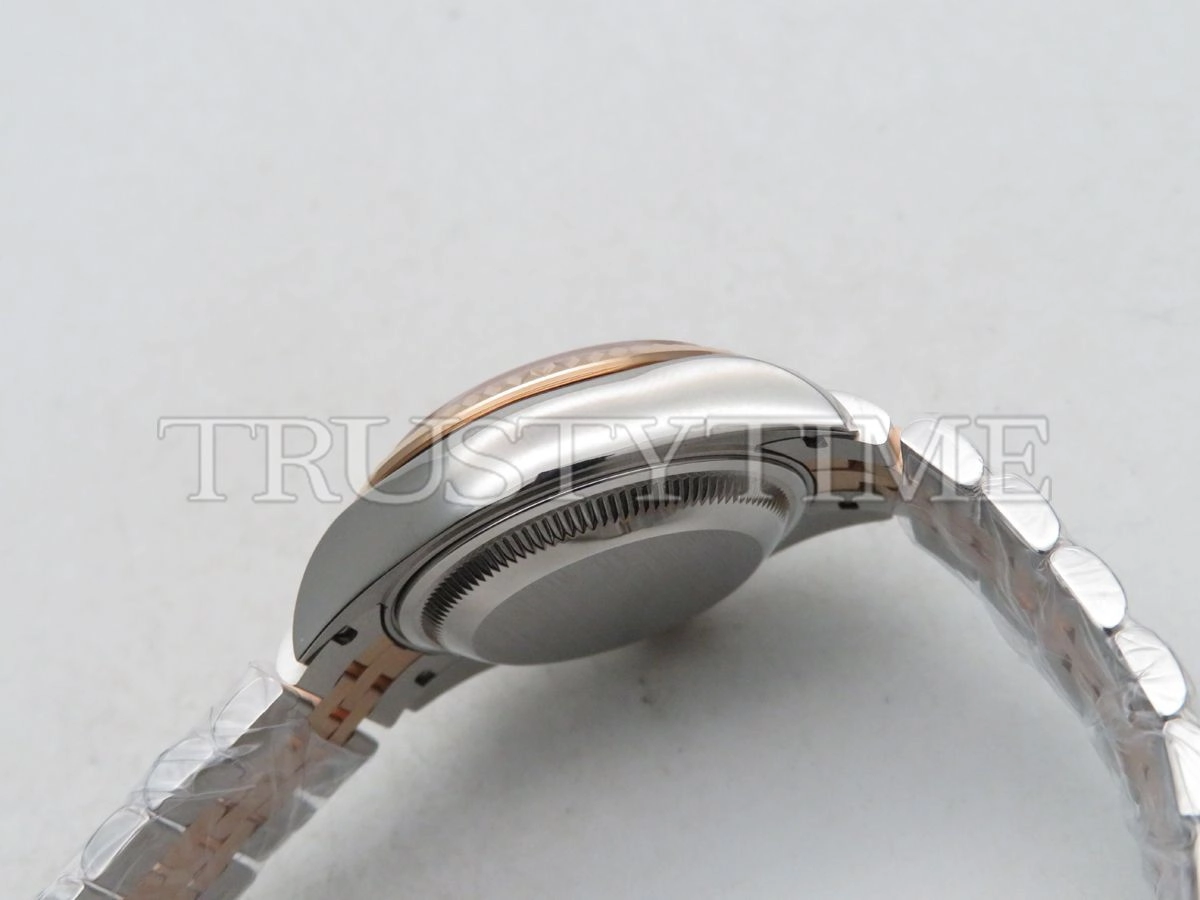 Копия часов Rolex DateJust 28mm 279171-0017