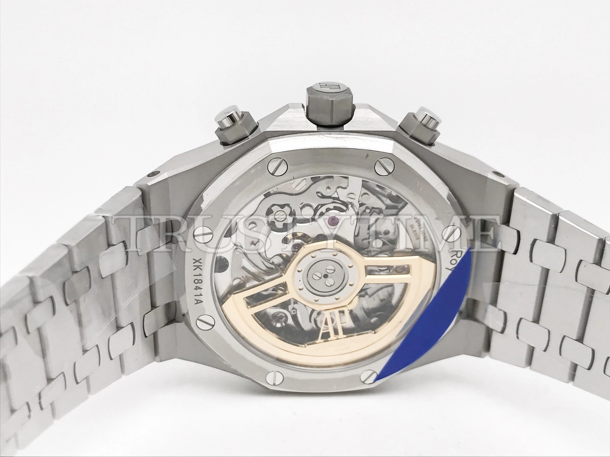 Копия часов Audemars Piguet Royal Oak Selfwinding Chronograph 26240ST.OO.1320ST.05