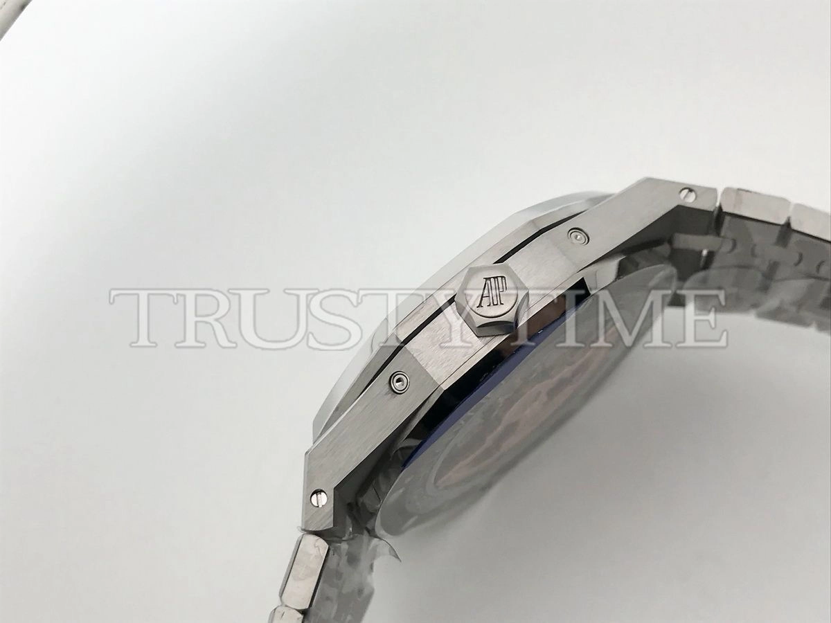 Копия часов Audemars Piguet Royal Oak Perpetual Calendar 26613ST.OO.1220ST.01