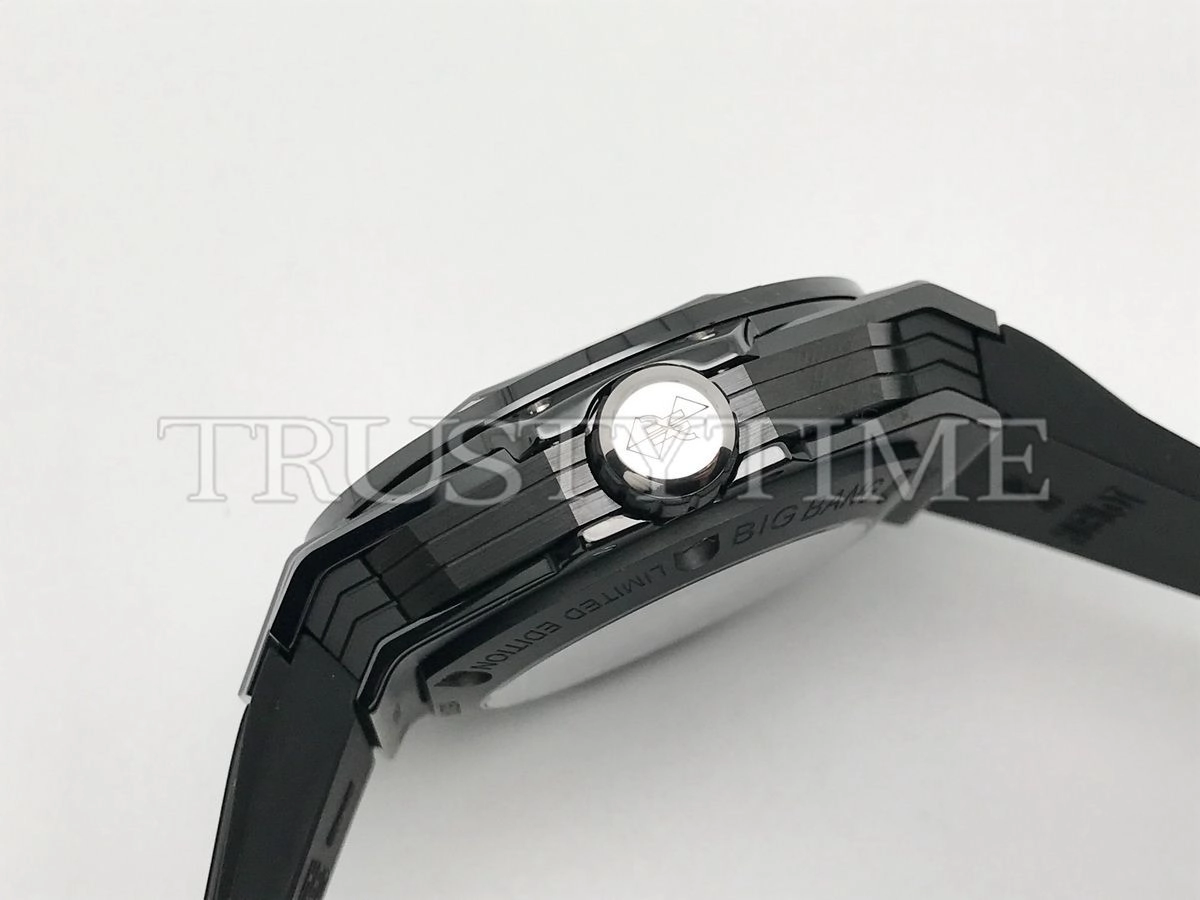 Копия часов Hublot Big Bang Sang Bleu II 45mm 418.CX.1114.RX.MXM20