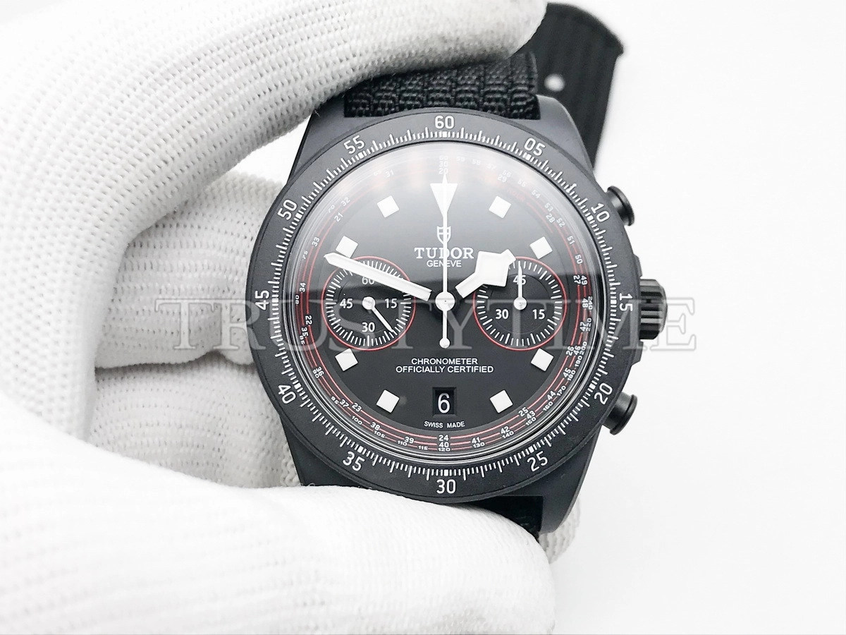 Копия часов Tudor Pelagos FXD Chrono 43mm M25827KN-0001