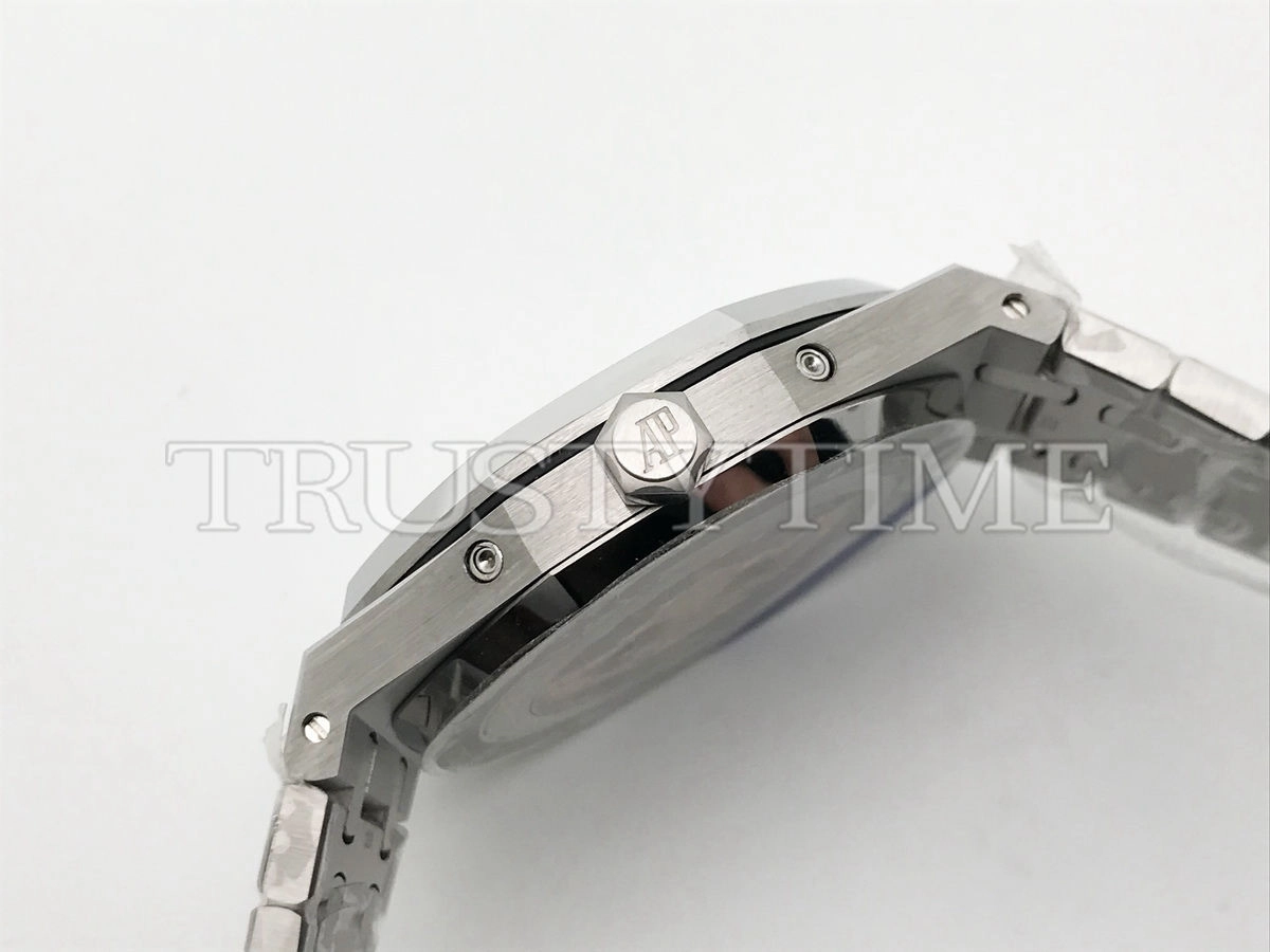 Копия часов Audemars Piguet Royal Oak Perpetual Calendar 26607BC.OO.1220BC.02