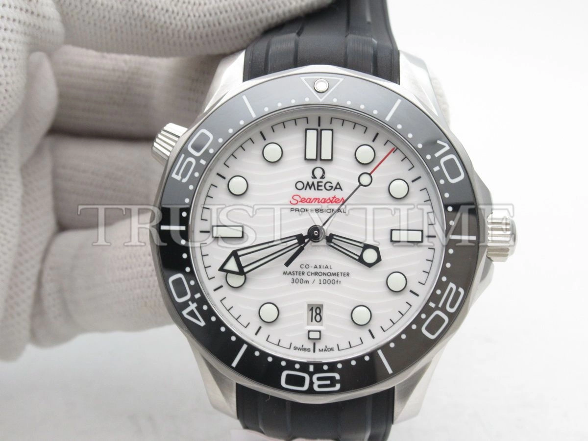 Копия часов Omega Seamaster Diver 300m Co-axial Chronometer 42mm 210.32.42.20.04.001