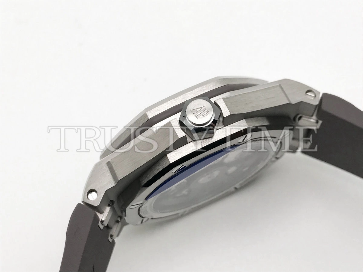 Копия часов Audemars Piguet Royal Oak Offshore Diver 15720ST.OO.A009CA.01