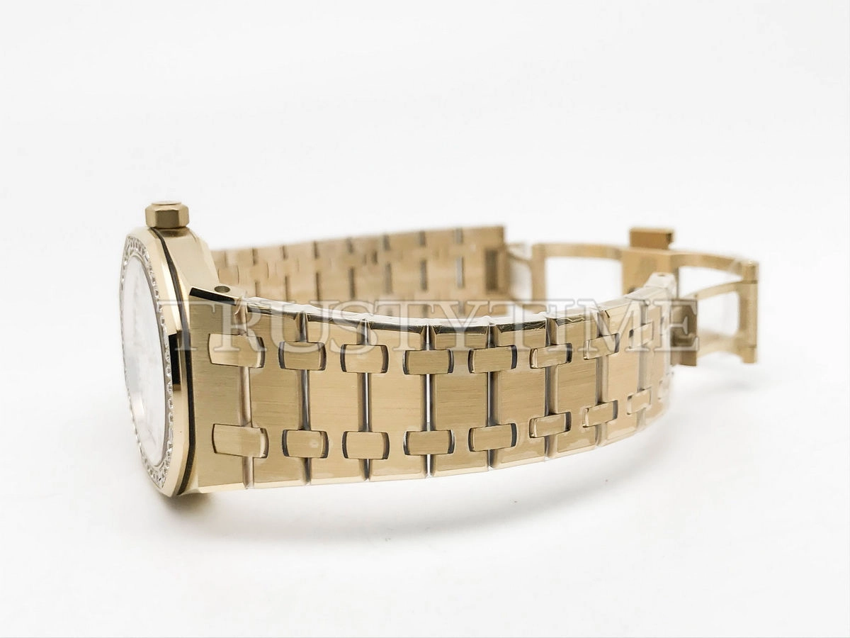 Копия часов Audemars Piguet Royal Oak Ladies 33mm 67651BA.ZZ.1261BA.01