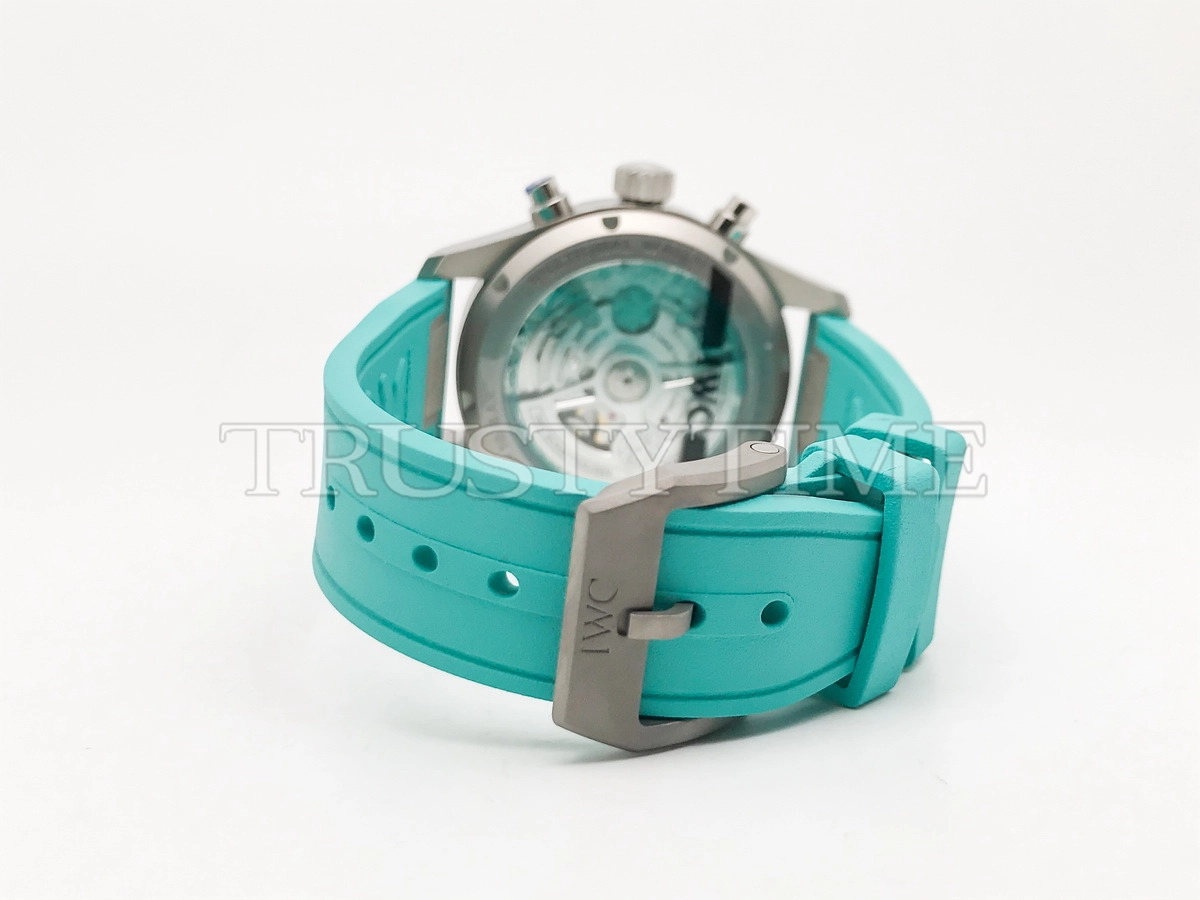Копия часов IWC Pilot’s Watch Chronograph 41 Edition “Mercedes-AMG PETRONAS Formula One™ Team” IW388108