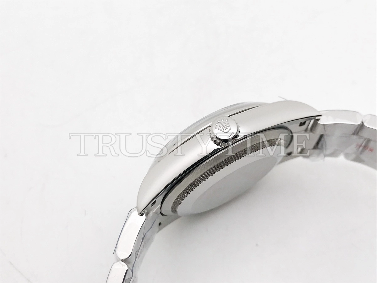 Копия часов Rolex Oyster Perpetual 36mm 126000-0012