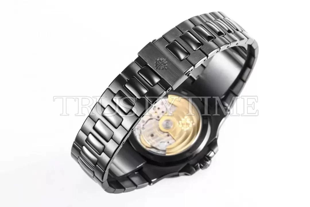 Копия часов Patek Philippe Nautilus 40mm Bamford 5711