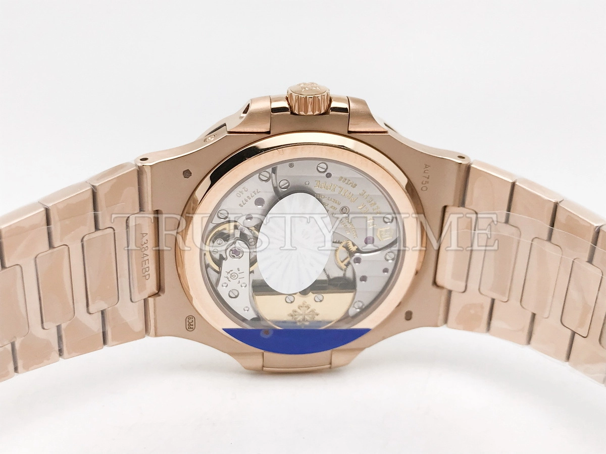 Копия часов Patek Philippe Nautilus Power Reserve Moonphase 40mm 5712/1R-001