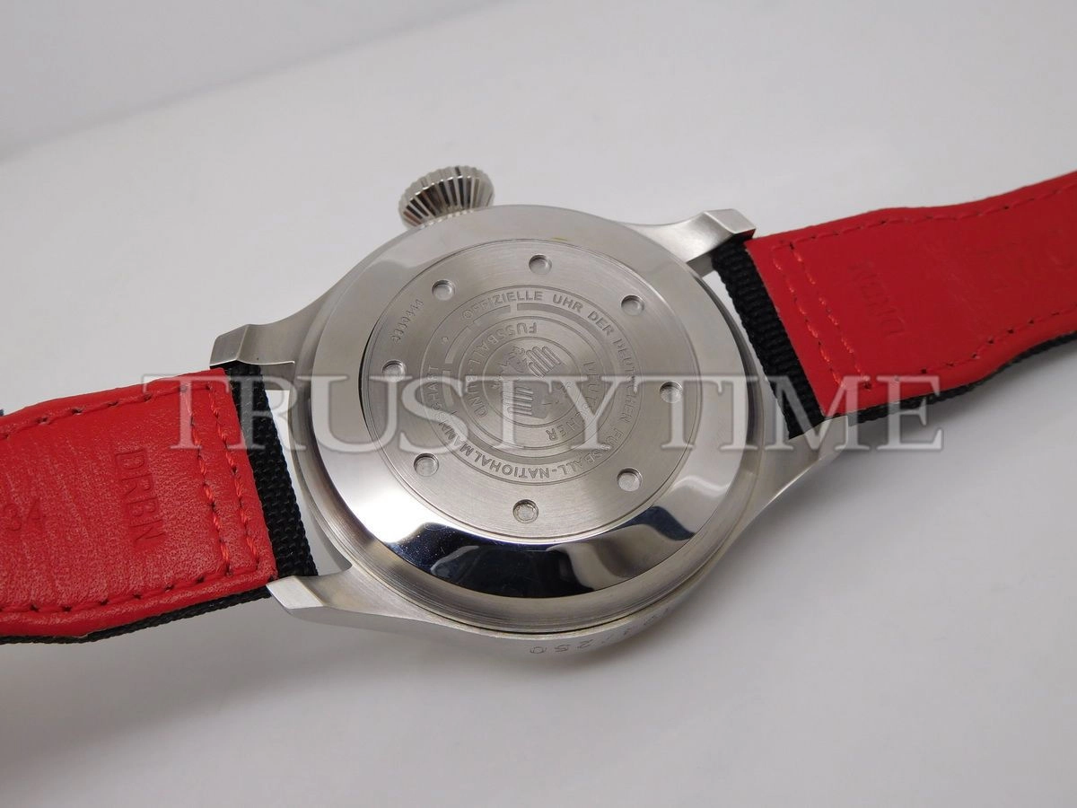 Копия часов IWC Big Pilot's Watch DFB Limited Edition 46mm IW500432